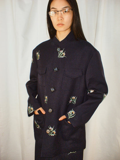 Embroidery mandarin collar jacket