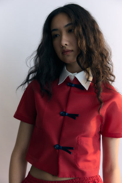 Red Double Collar Cropped Blouse