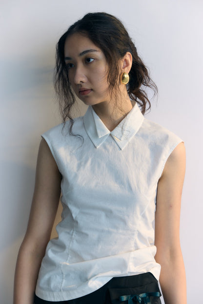 White Butterfly Collar Sleeveless Top