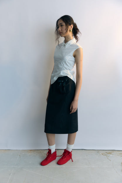 White Butterfly Collar Sleeveless Top